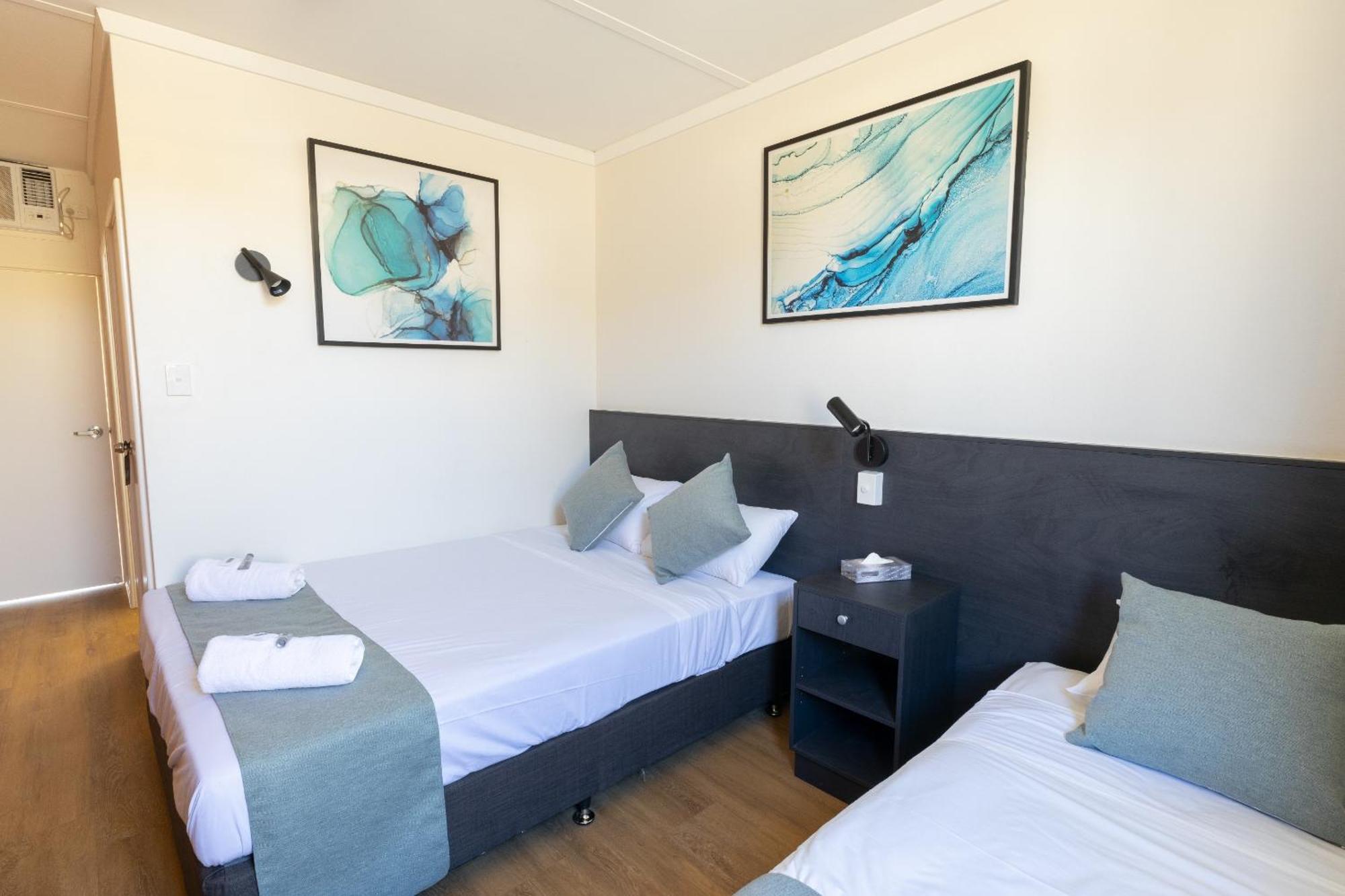 The Club Hotel 3*