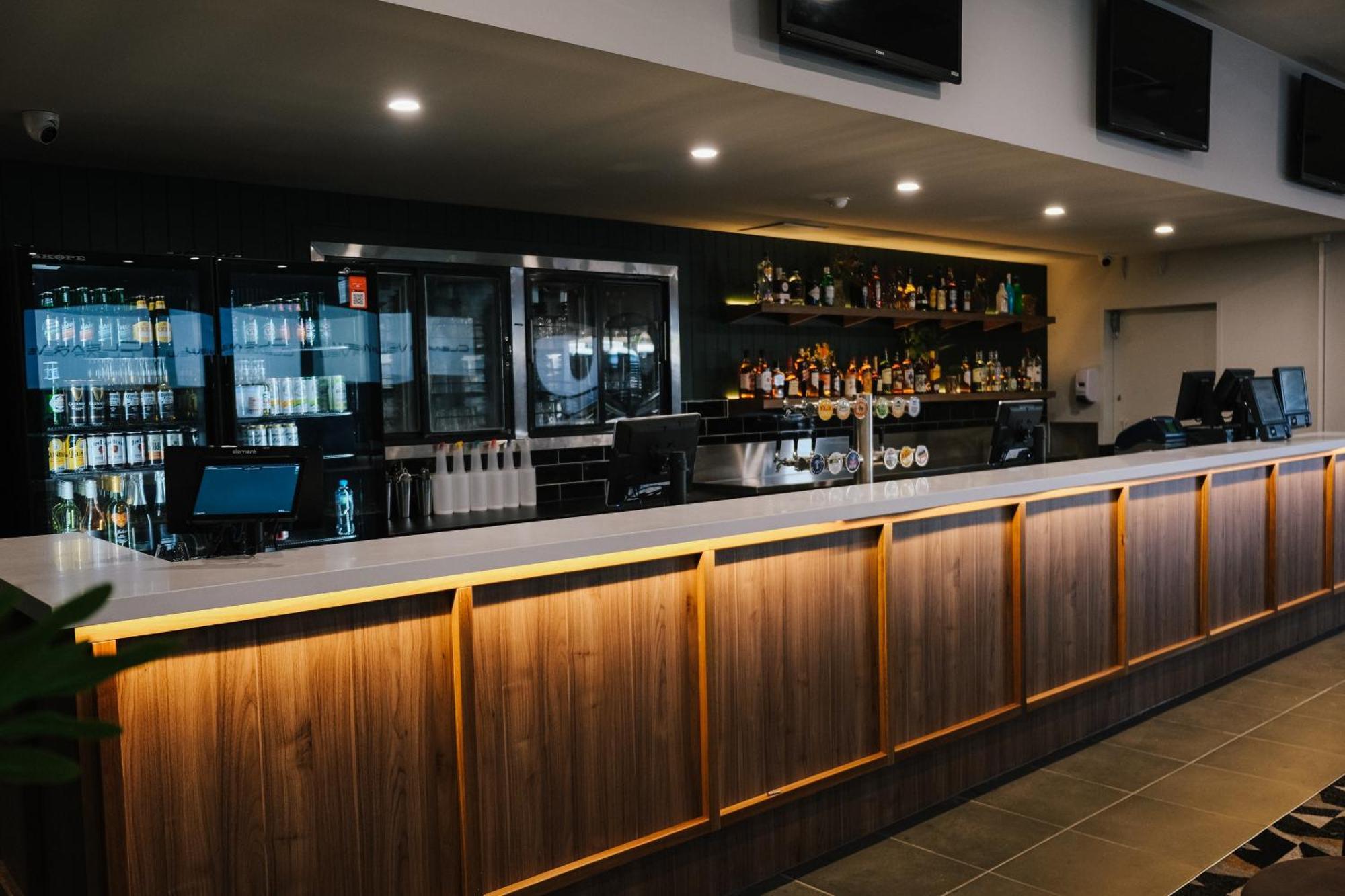 The Club Hotel Gladstone